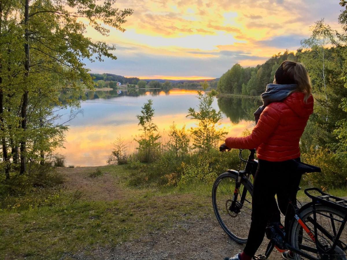 Ferienwohnung Schwalbennest Am Igelsbachsee アプスベルク エクステリア 写真